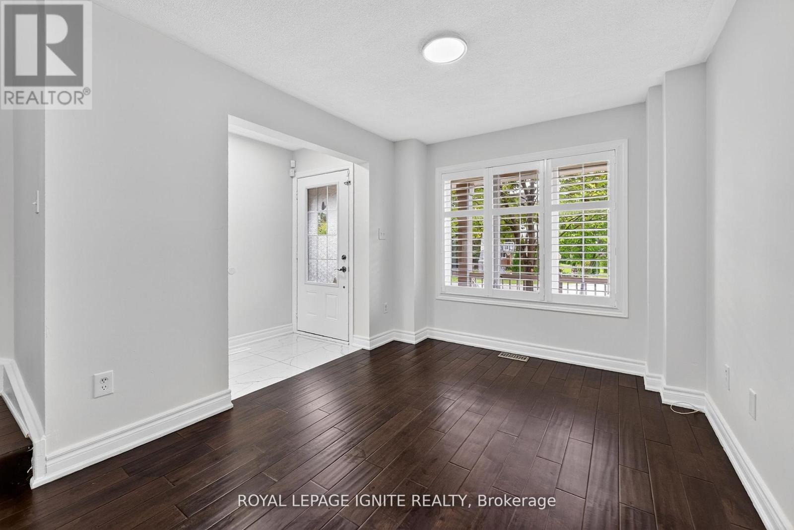 71 Norland Circle, Oshawa, Ontario  L1L 0A7 - Photo 4 - E12613594