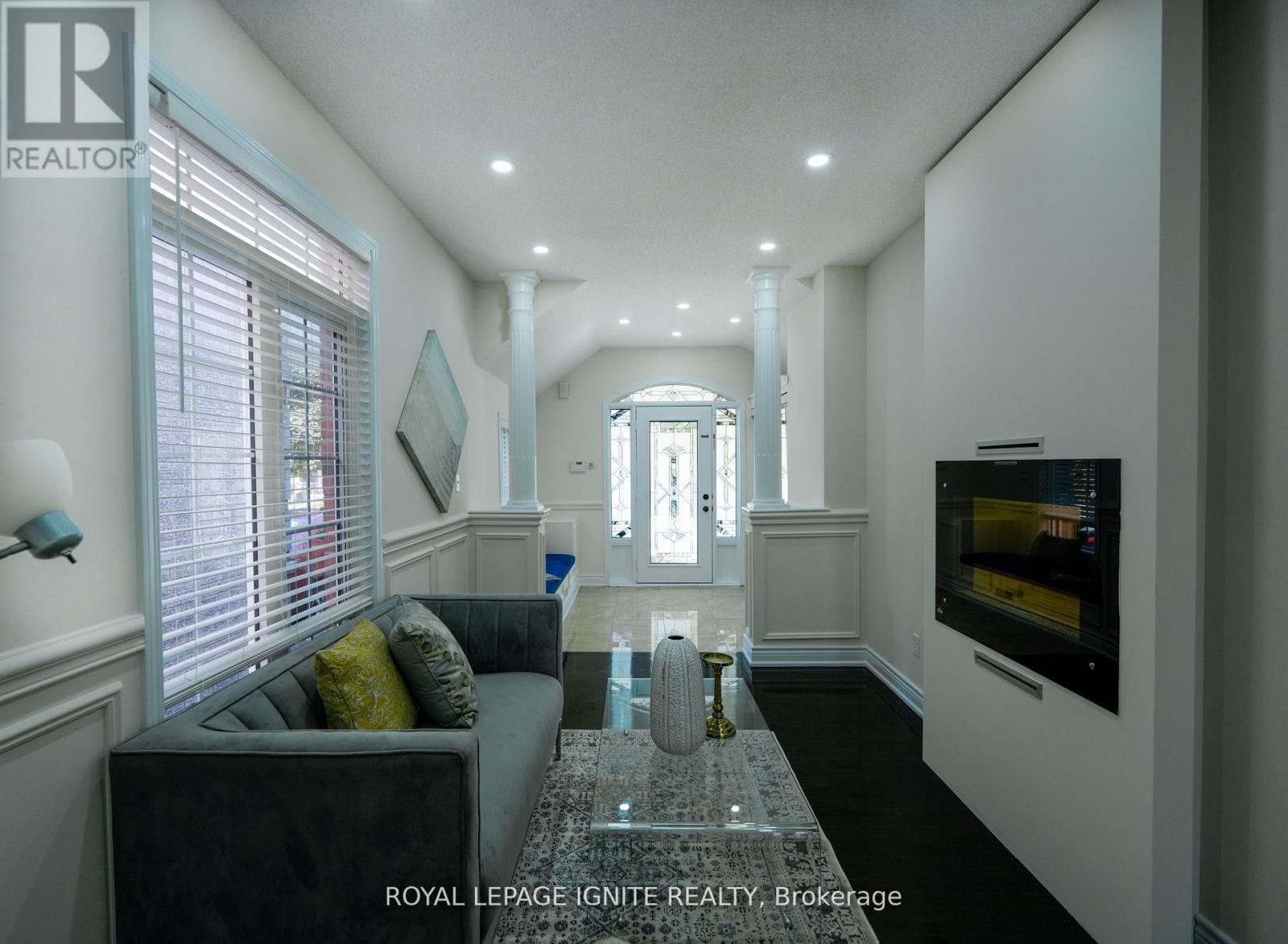 5 Dent Street, Ajax, Ontario  L1T 4E8 - Photo 13 - E12613628