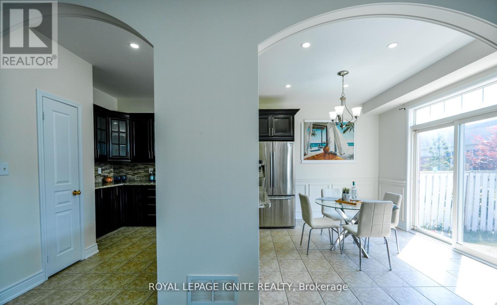 5 Dent Street, Ajax, Ontario  L1T 4E8 - Photo 17 - E12613628