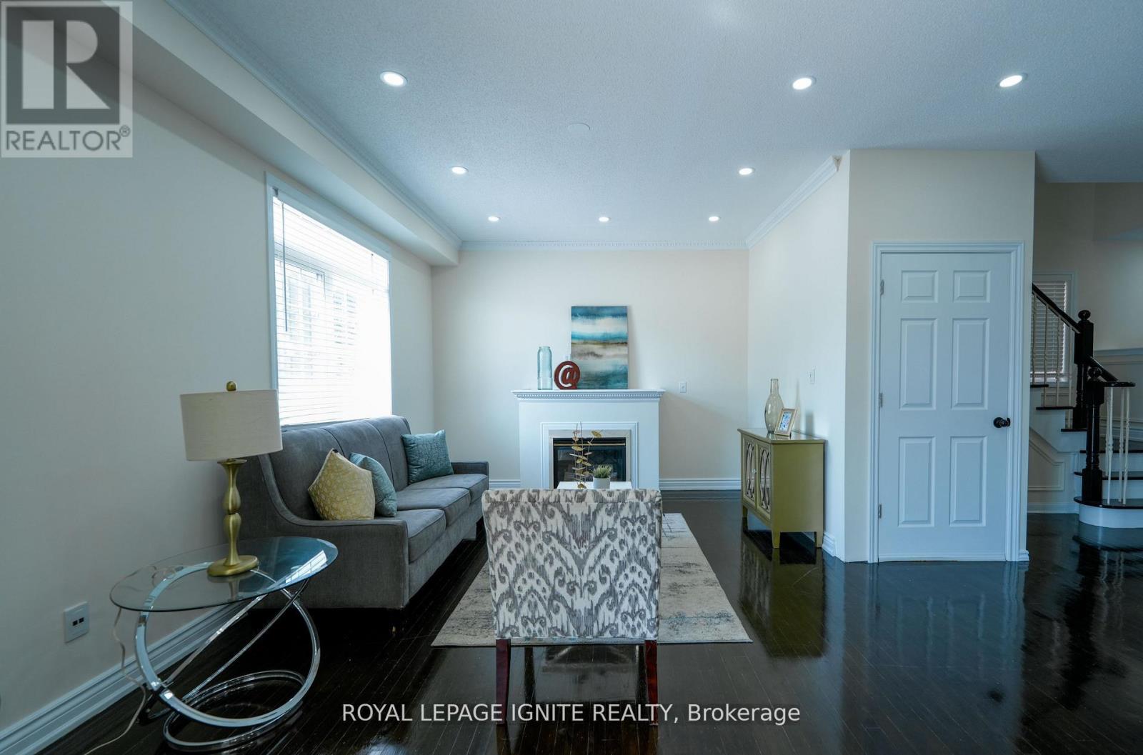 5 Dent Street, Ajax, Ontario  L1T 4E8 - Photo 18 - E12613628