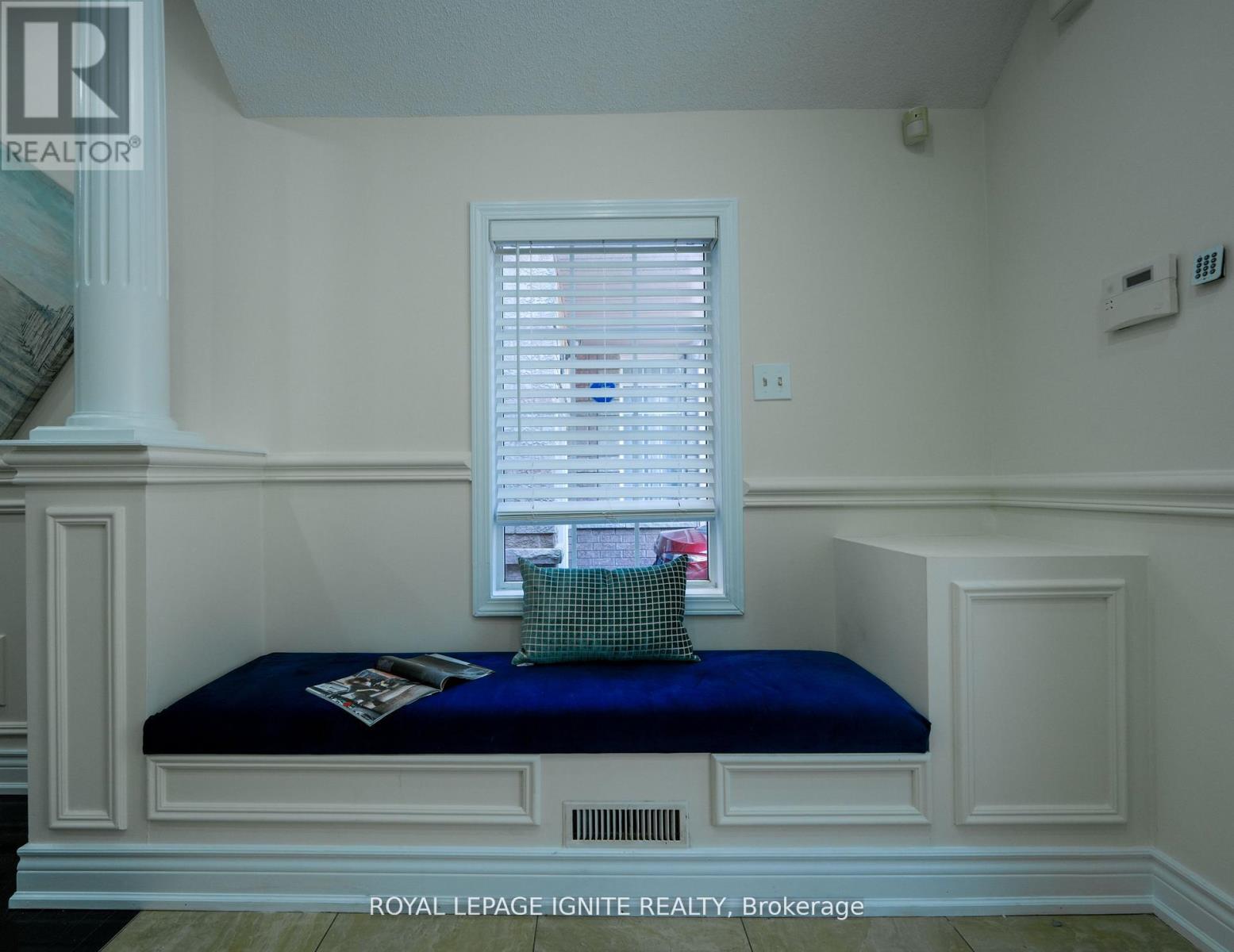 5 Dent Street, Ajax, Ontario  L1T 4E8 - Photo 8 - E12613628