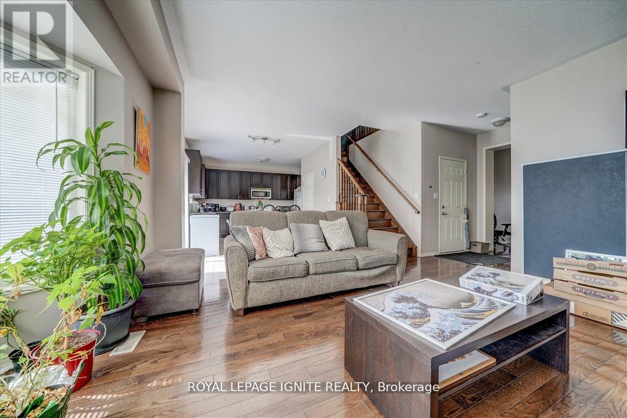 94 Gillett Drive, Ajax, Ontario  L1Z 0N3 - Photo 10 - E12613686