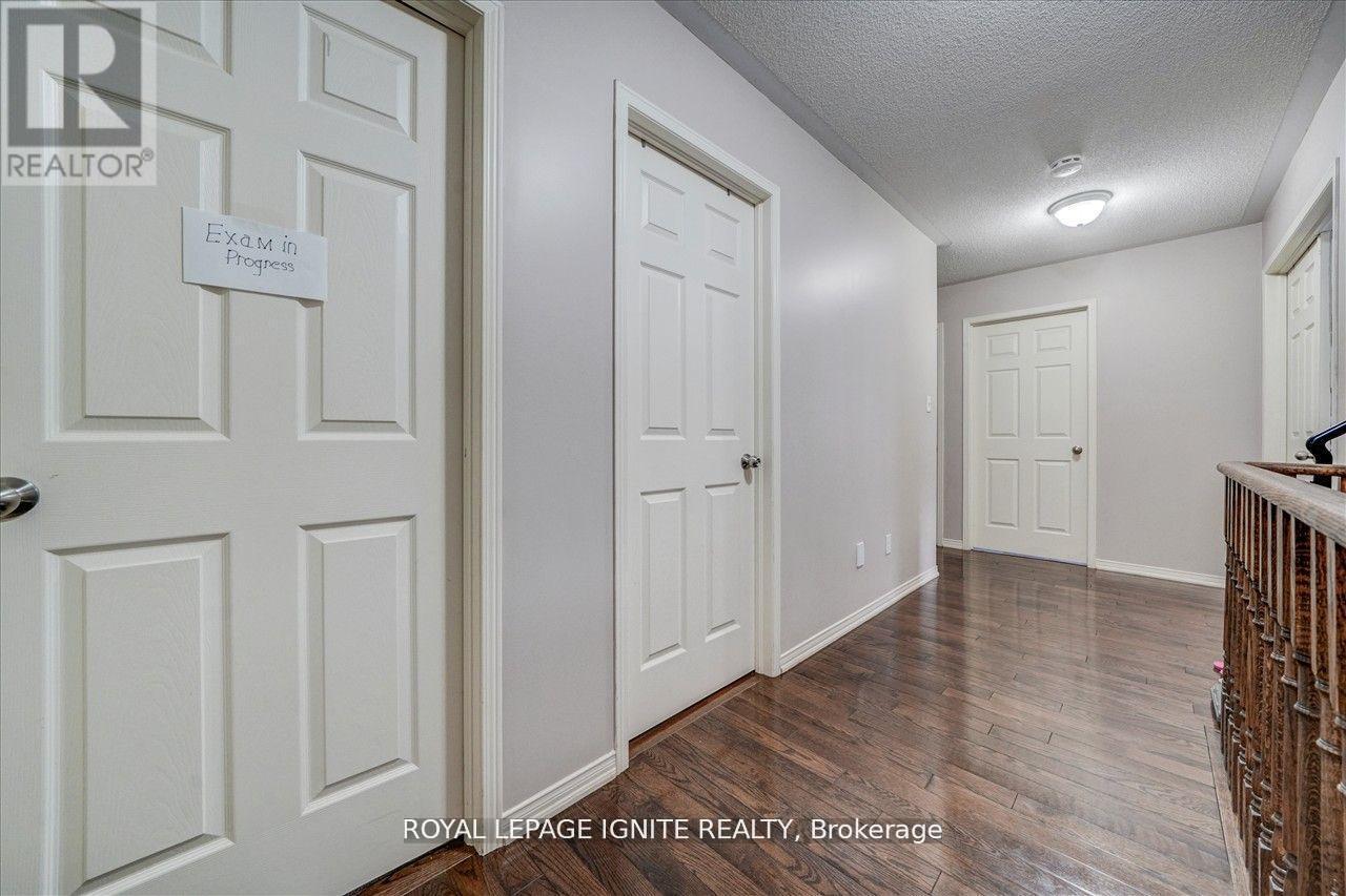 94 Gillett Drive, Ajax, Ontario  L1Z 0N3 - Photo 11 - E12613686