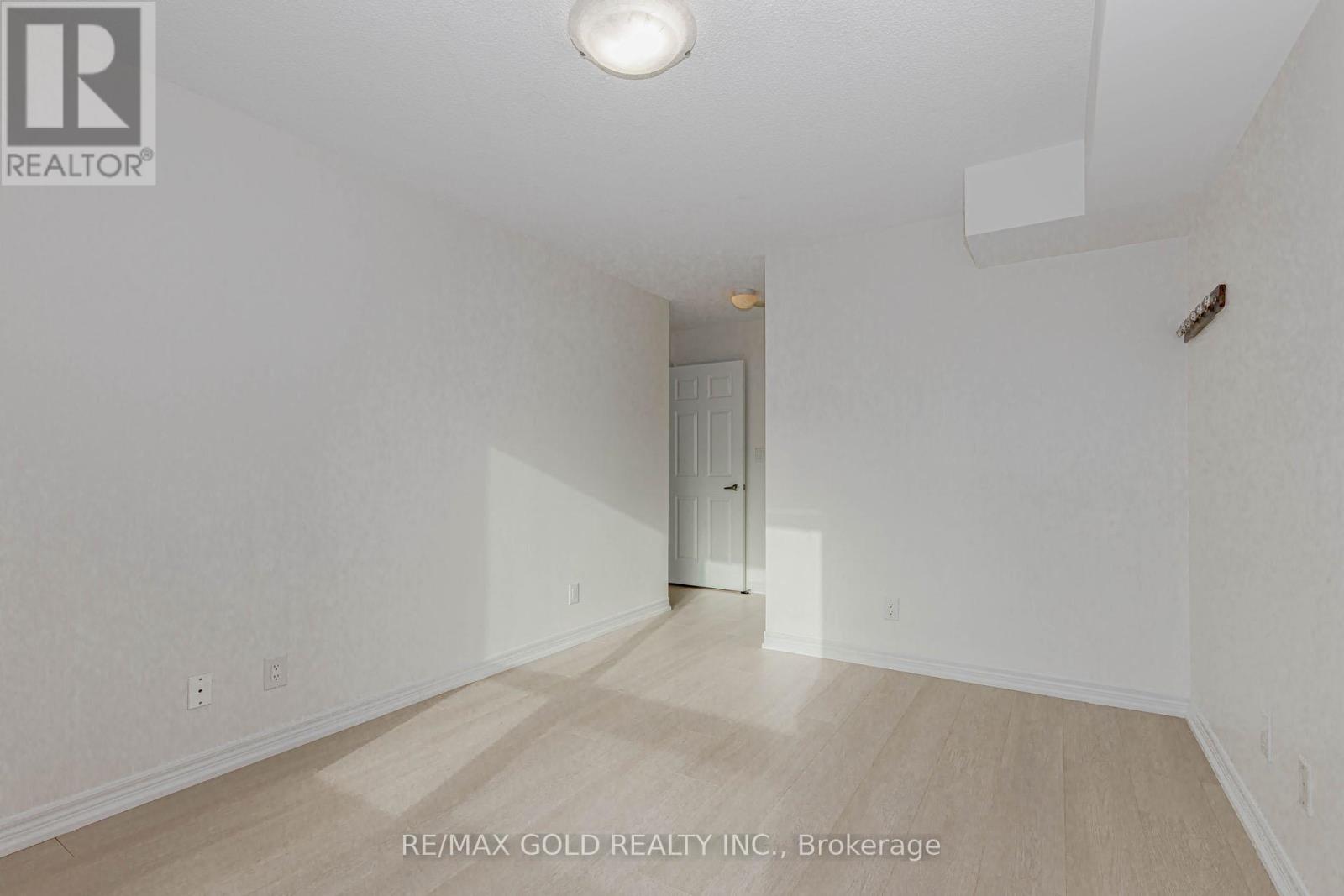 1507 - 208 Enfield Place, Mississauga, Ontario  L5B 0B8 - Photo 42 - W12603224