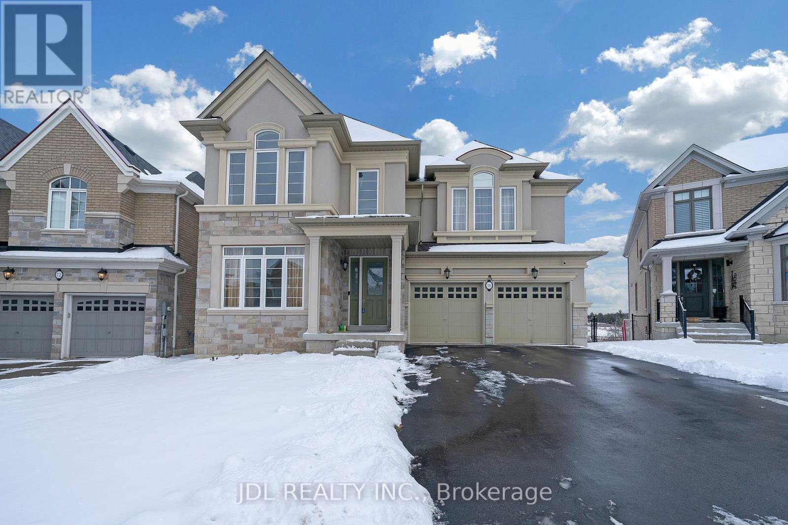 70 FOREST EDGE CRESCENT, East Gwillimbury, Ontario