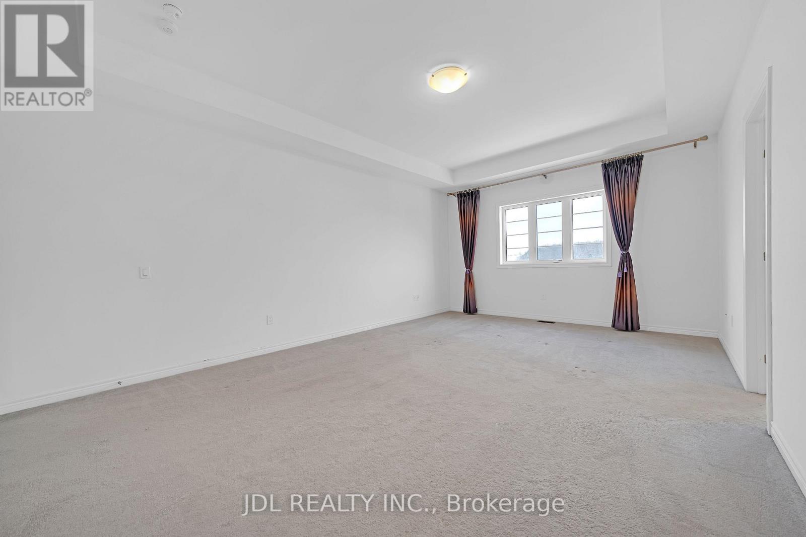 70 Forest Edge Crescent, East Gwillimbury, Ontario  L9N 0S6 - Photo 29 - N12613582