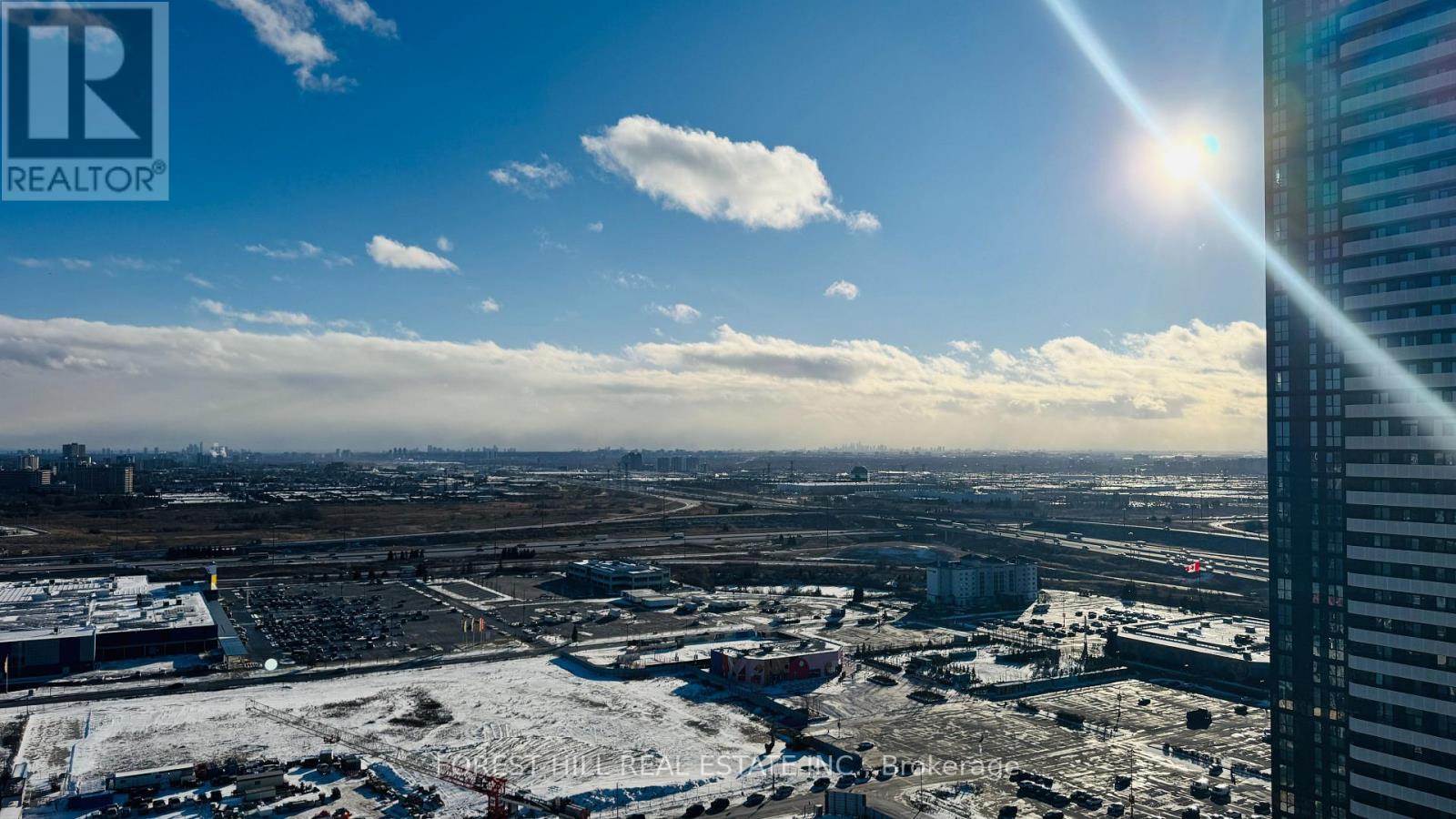 2910 - 8 Interchange Way, Vaughan, Ontario  L4K 0R2 - Photo 15 - N12613592