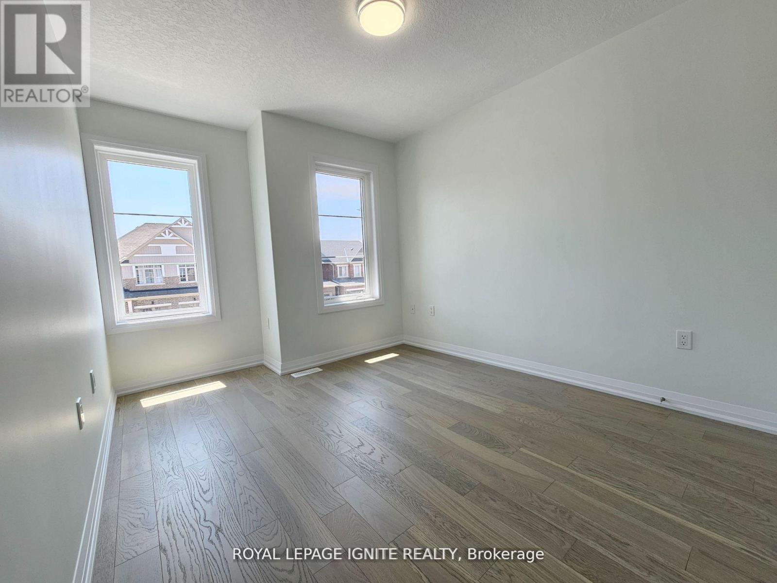 61 Copperhill Heights, Barrie (Painswick South), Ontario  L9J 0K6 - Photo 10 - S12613564