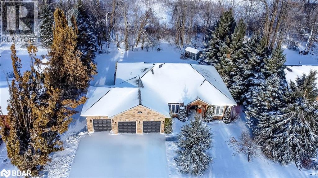 102 HIGHLAND Drive, Horseshoe Valley, Ontario