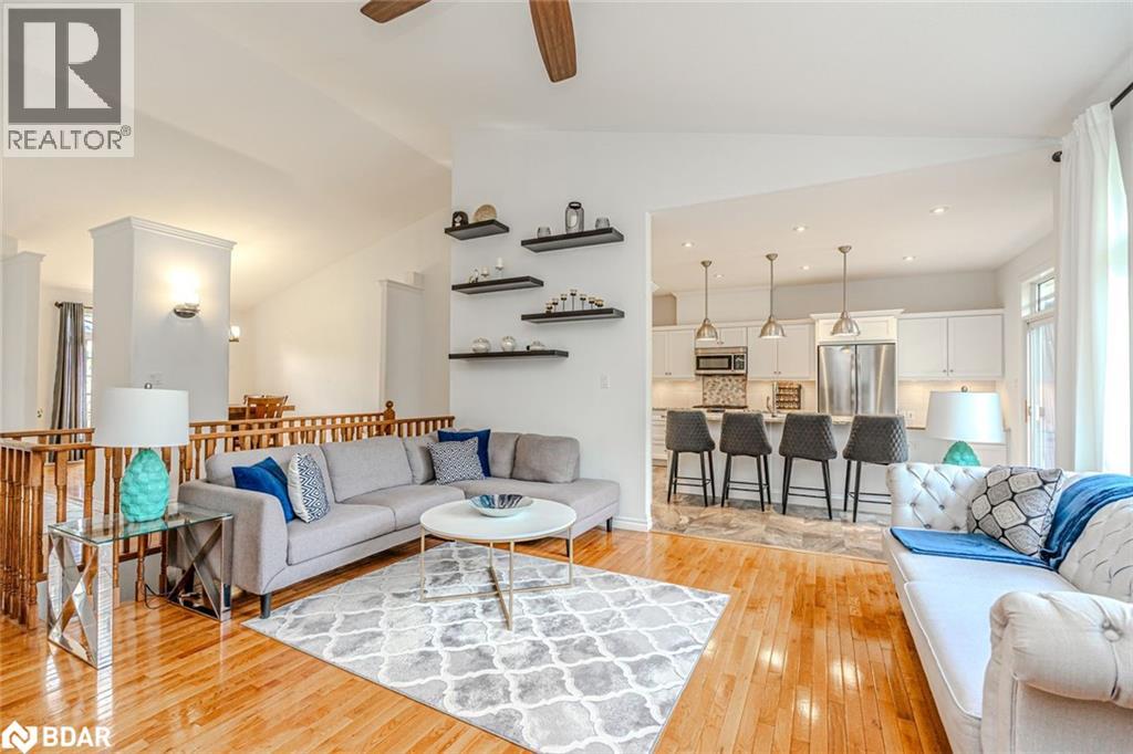 102 Highland Drive, Horseshoe Valley, Ontario  L0L 2L0 - Photo 2 - 40773152