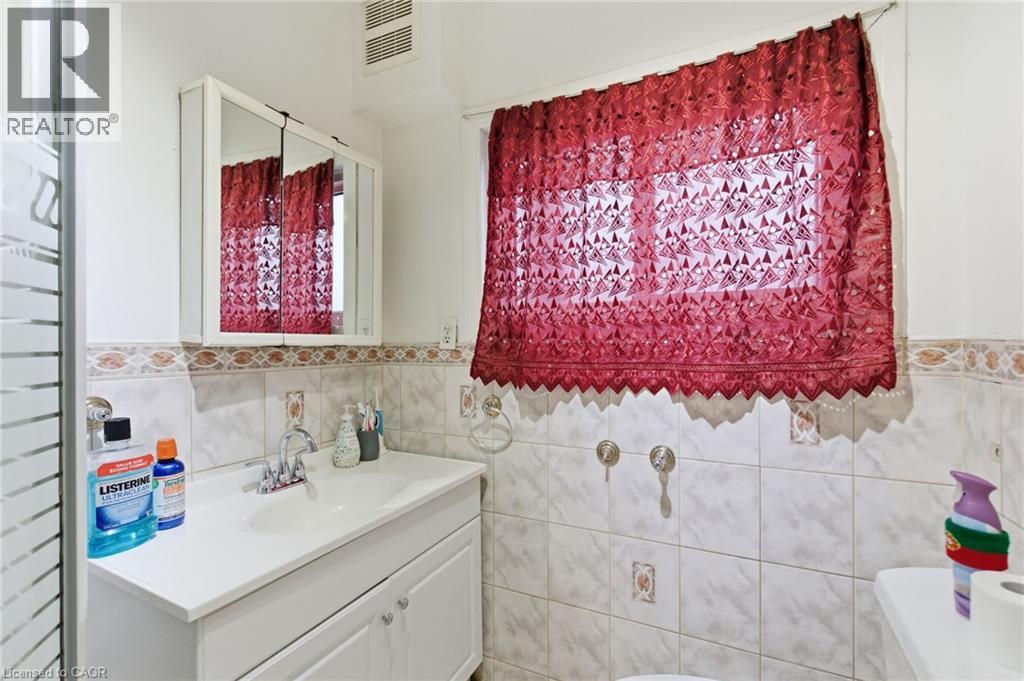 196 Avondale Street, Hamilton, Ontario  L8L 7C3 - Photo 21 - 40790588