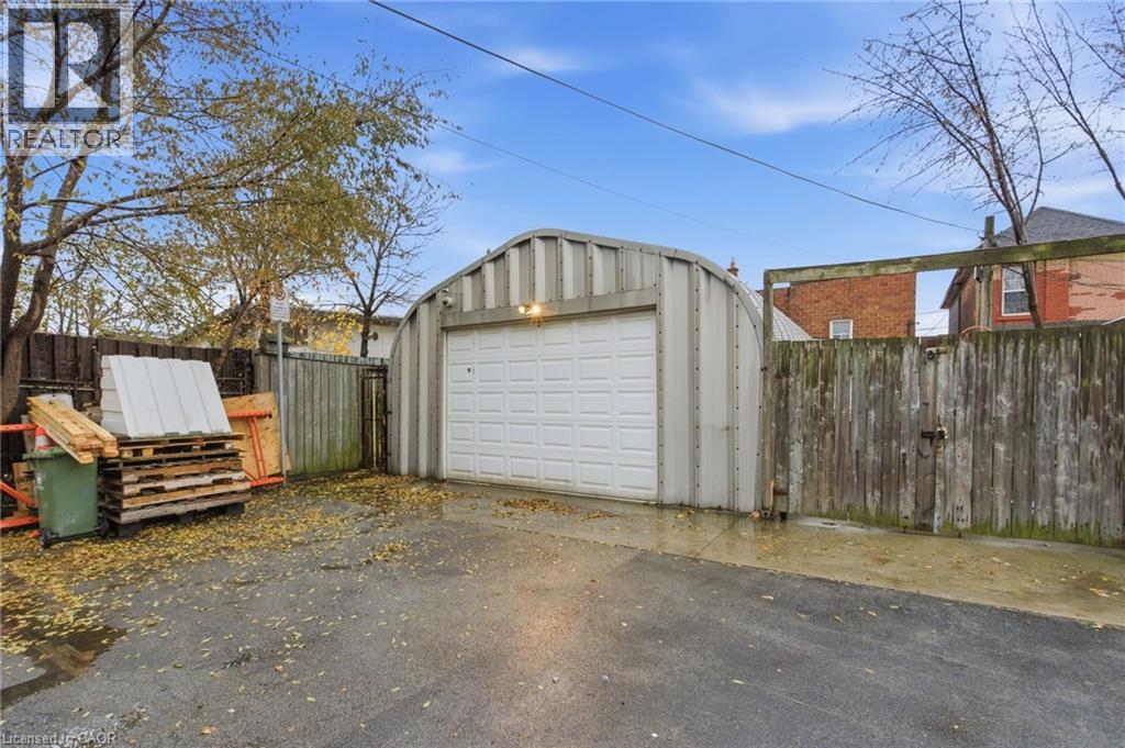 196 Avondale Street, Hamilton, Ontario  L8L 7C3 - Photo 35 - 40790588