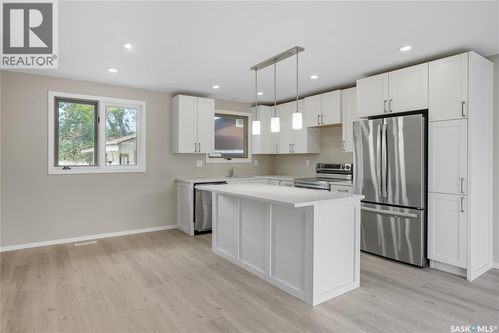 42 Aitken Crescent, Regina, Saskatchewan  S4R 5W7 - Photo 10 - SK019882