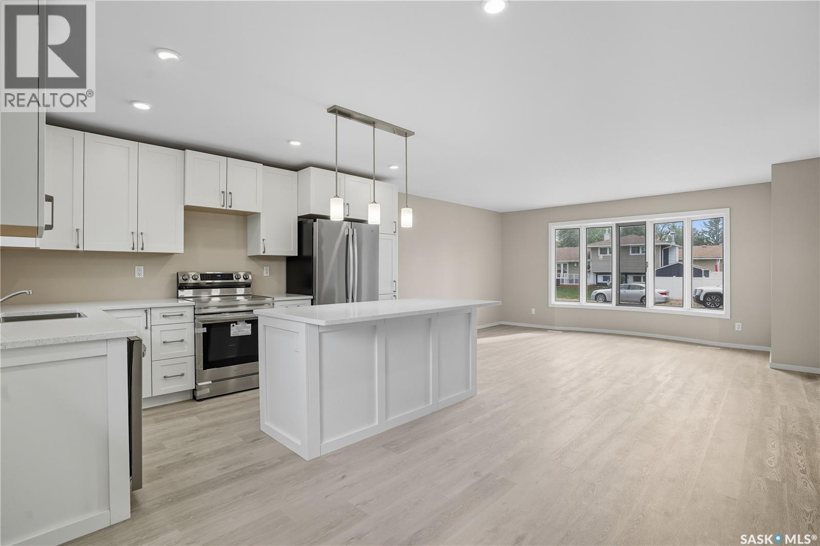 42 Aitken Crescent, Regina, Saskatchewan  S4R 5W7 - Photo 18 - SK019882