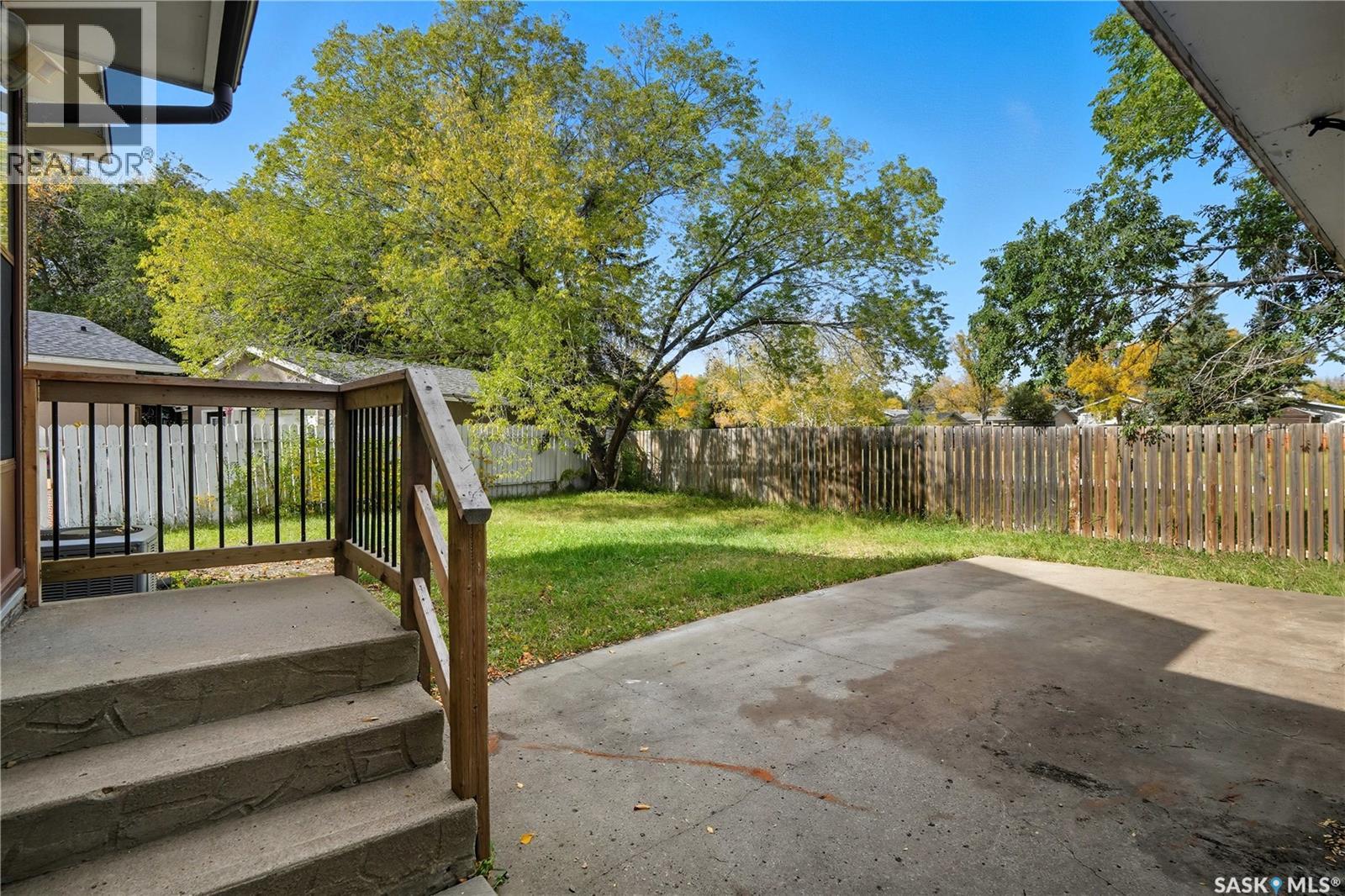 42 Aitken Crescent, Regina, Saskatchewan  S4R 5W7 - Photo 38 - SK019882