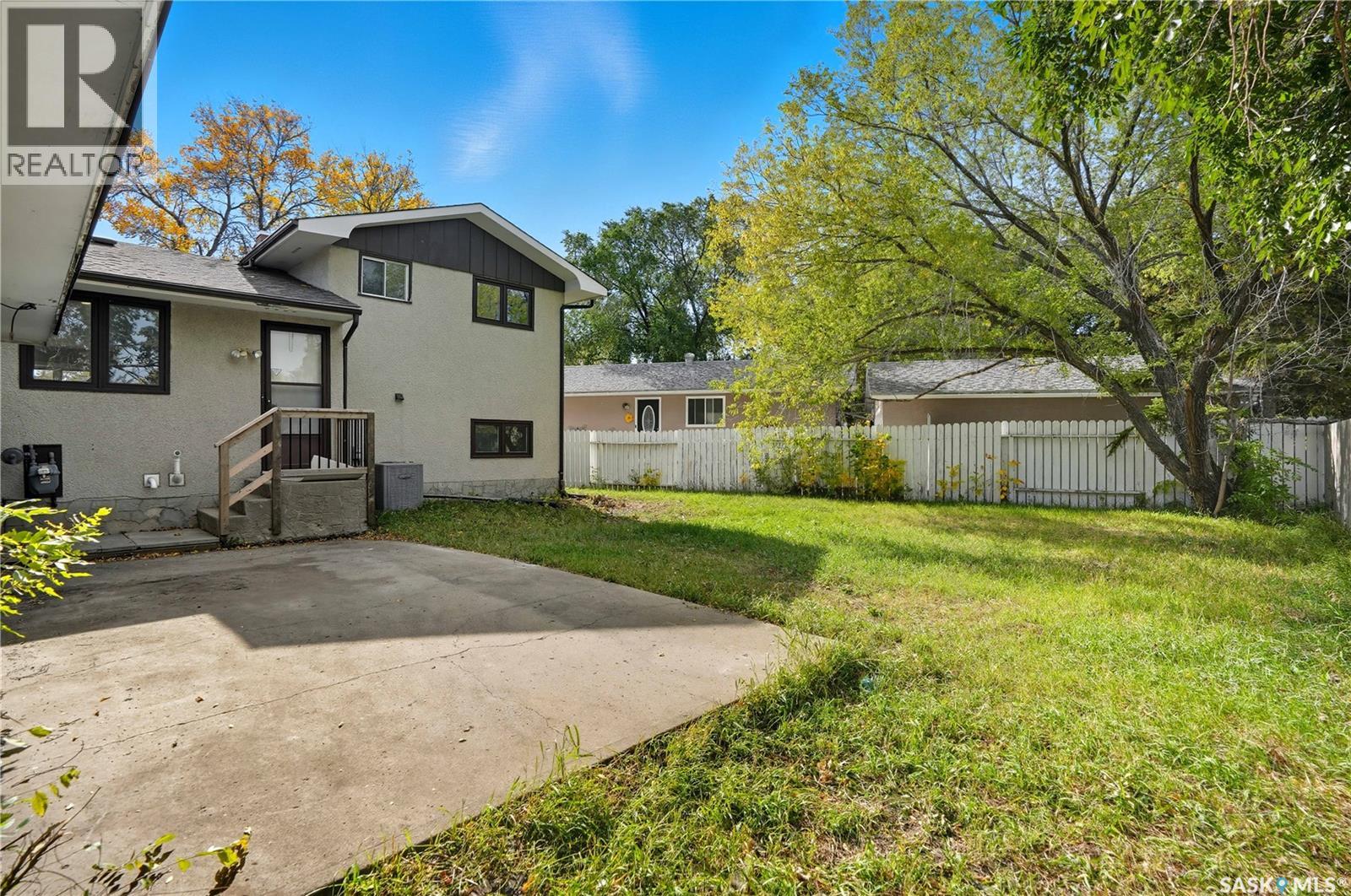 42 Aitken Crescent, Regina, Saskatchewan  S4R 5W7 - Photo 39 - SK019882