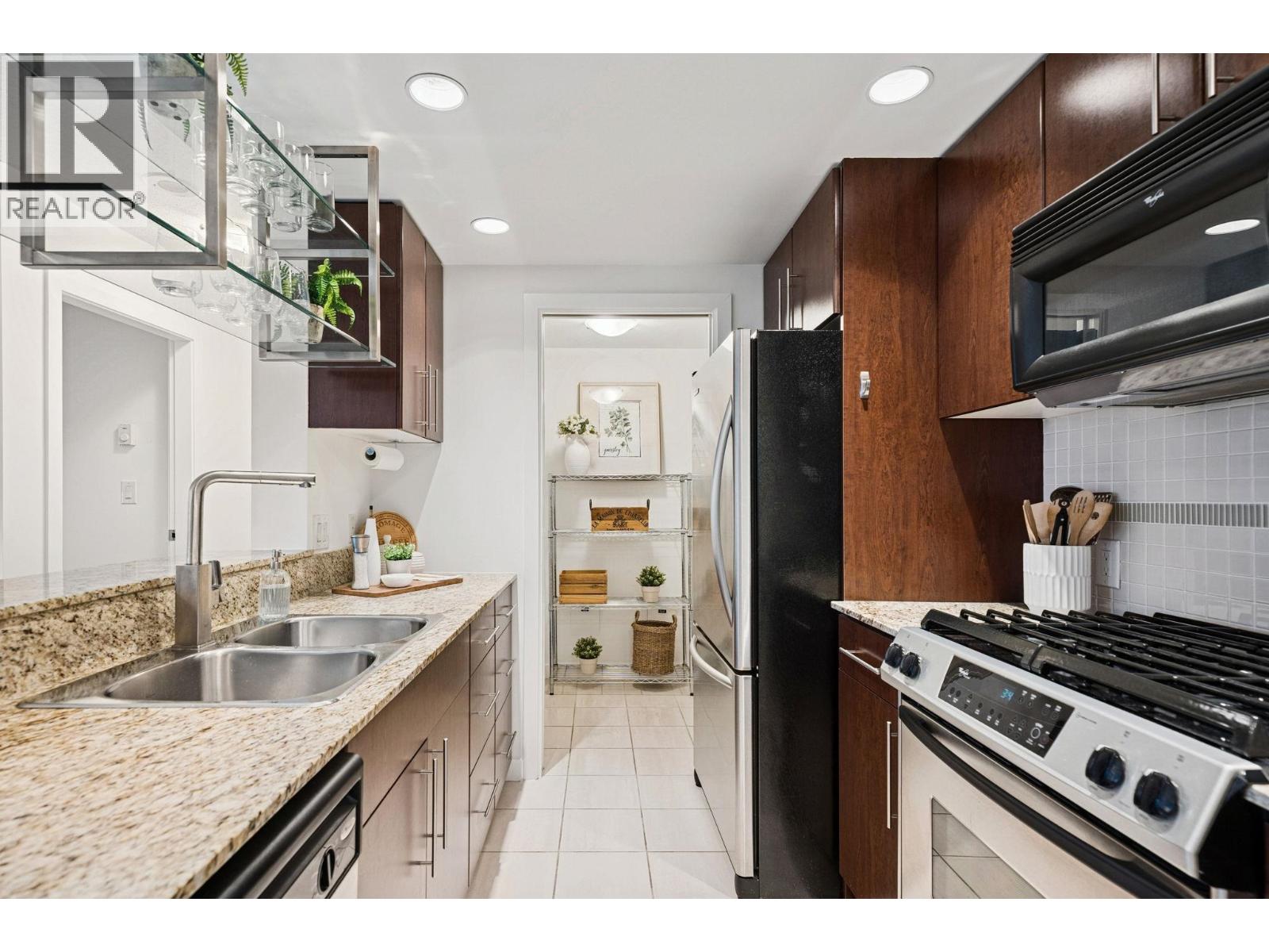 1705 550 Pacific Street, Vancouver, British Columbia V6Z 3G2 - Photo 14 - R3069409