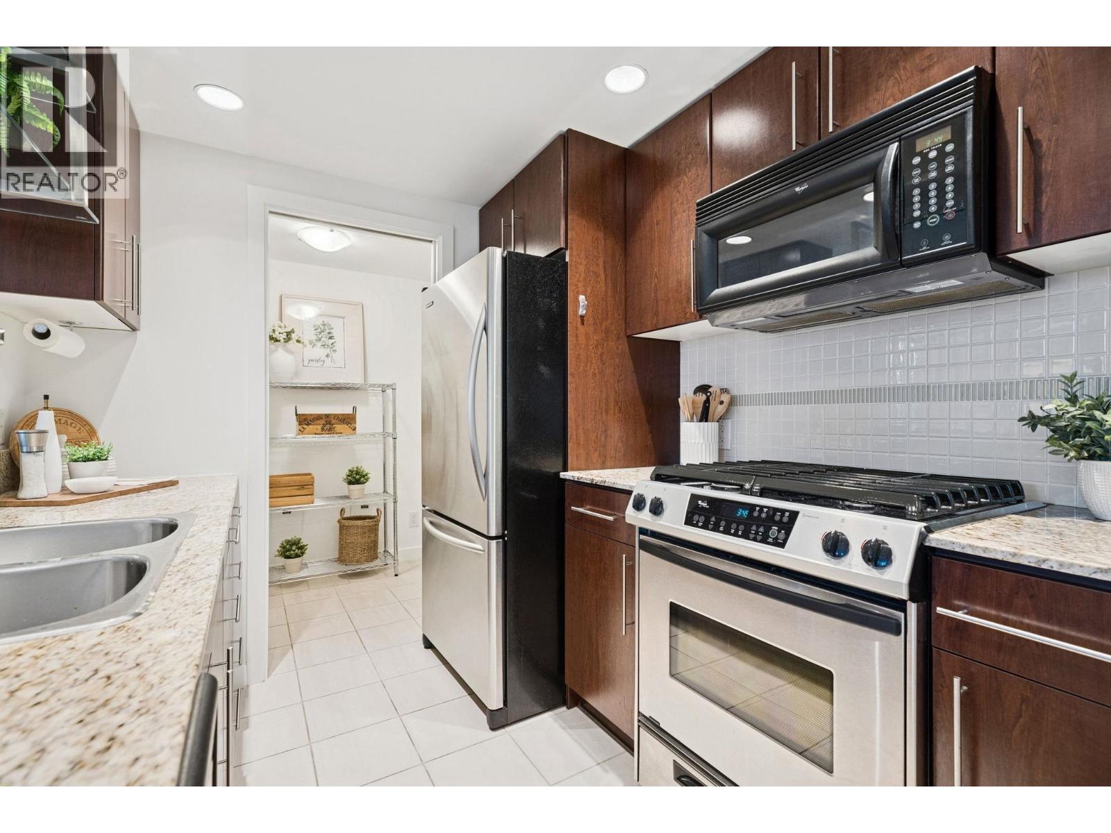 1705 550 Pacific Street, Vancouver, British Columbia V6Z 3G2 - Photo 15 - R3069409