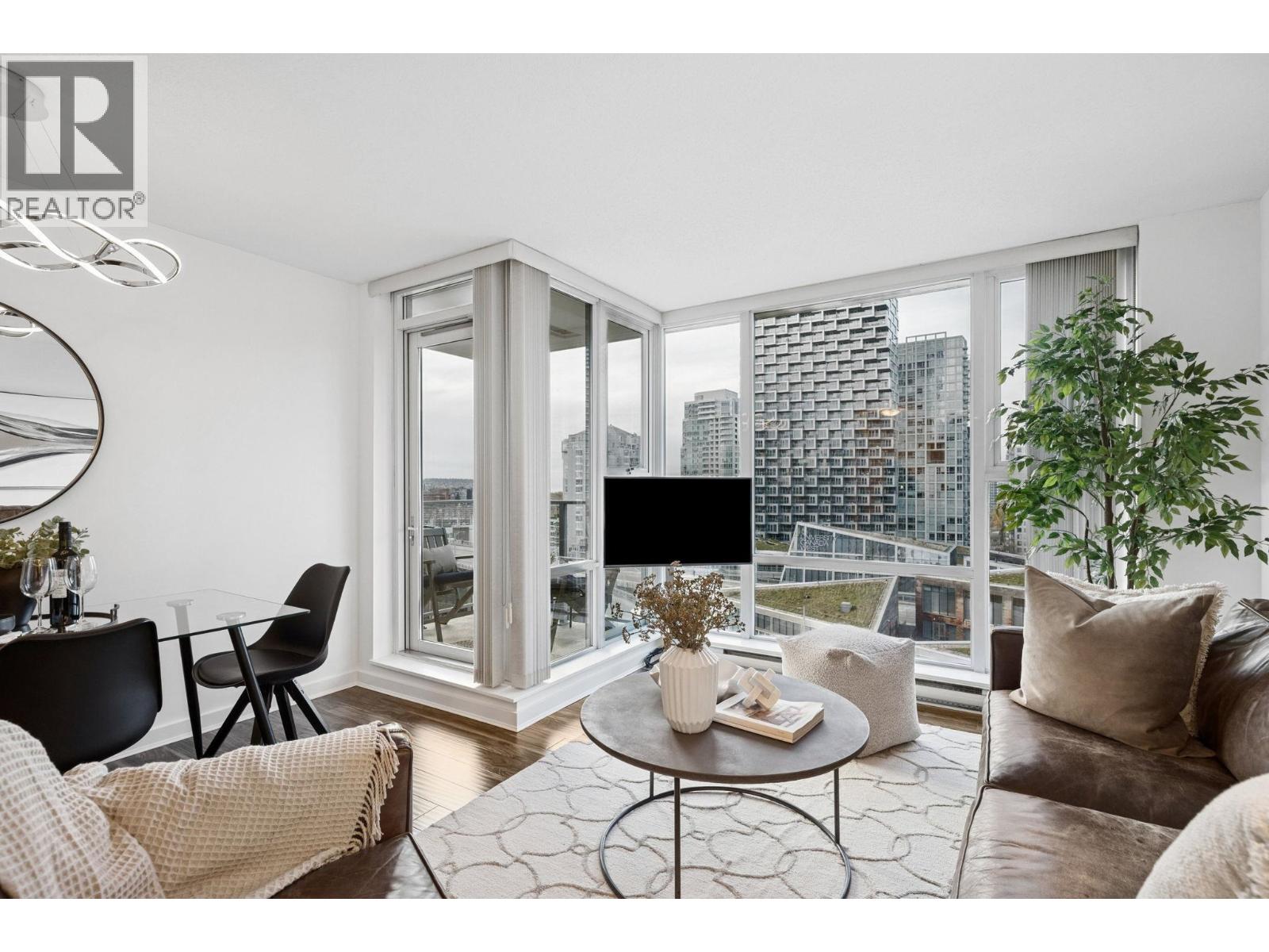 1705 550 Pacific Street, Vancouver, British Columbia V6Z 3G2 - Photo 4 - R3069409