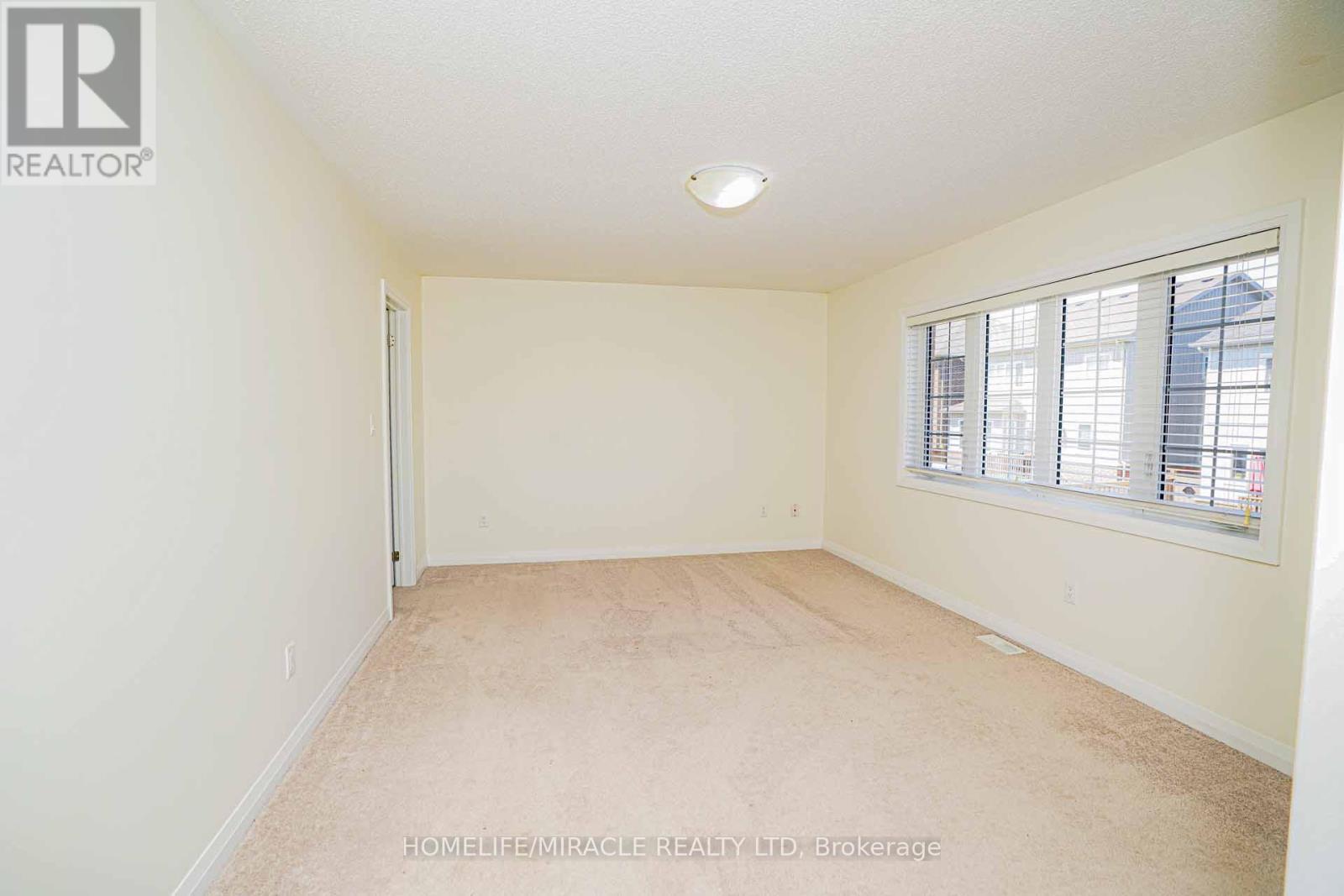 35 Drew Brown Boulevard, Orangeville, Ontario  L9W 6Z6 - Photo 20 - W12613572