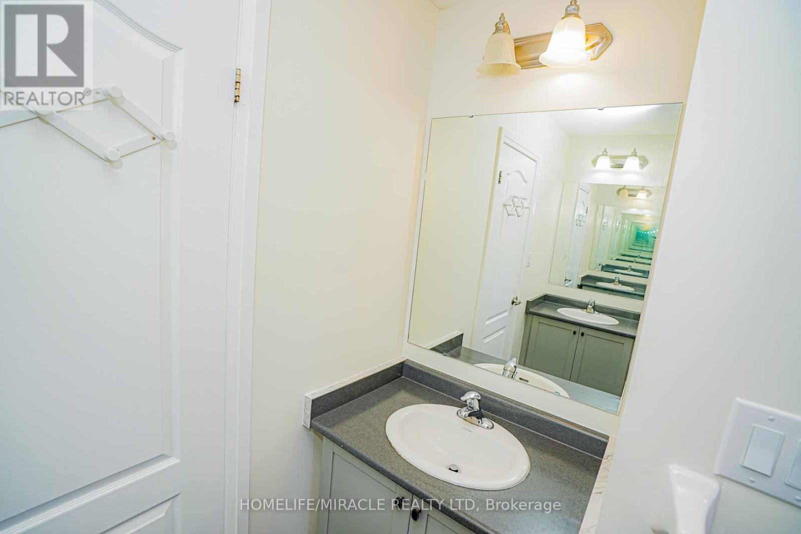 35 Drew Brown Boulevard, Orangeville, Ontario  L9W 6Z6 - Photo 32 - W12613572