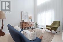 5389 Kindos Street, Burlington, Ontario  L7L 7M6 - Photo 4 - W12613606