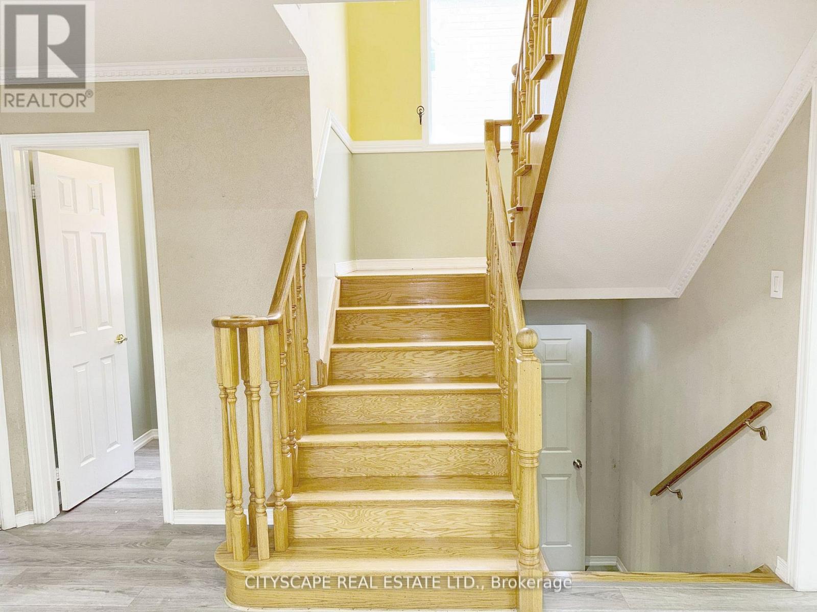 3310 Crimson King Circle, Mississauga, Ontario  L5W 8M8 - Photo 17 - W12613624