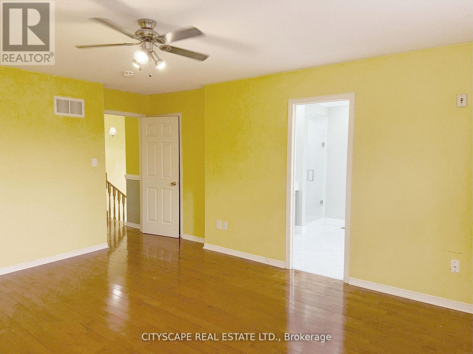 3310 Crimson King Circle, Mississauga, Ontario  L5W 8M8 - Photo 19 - W12613624