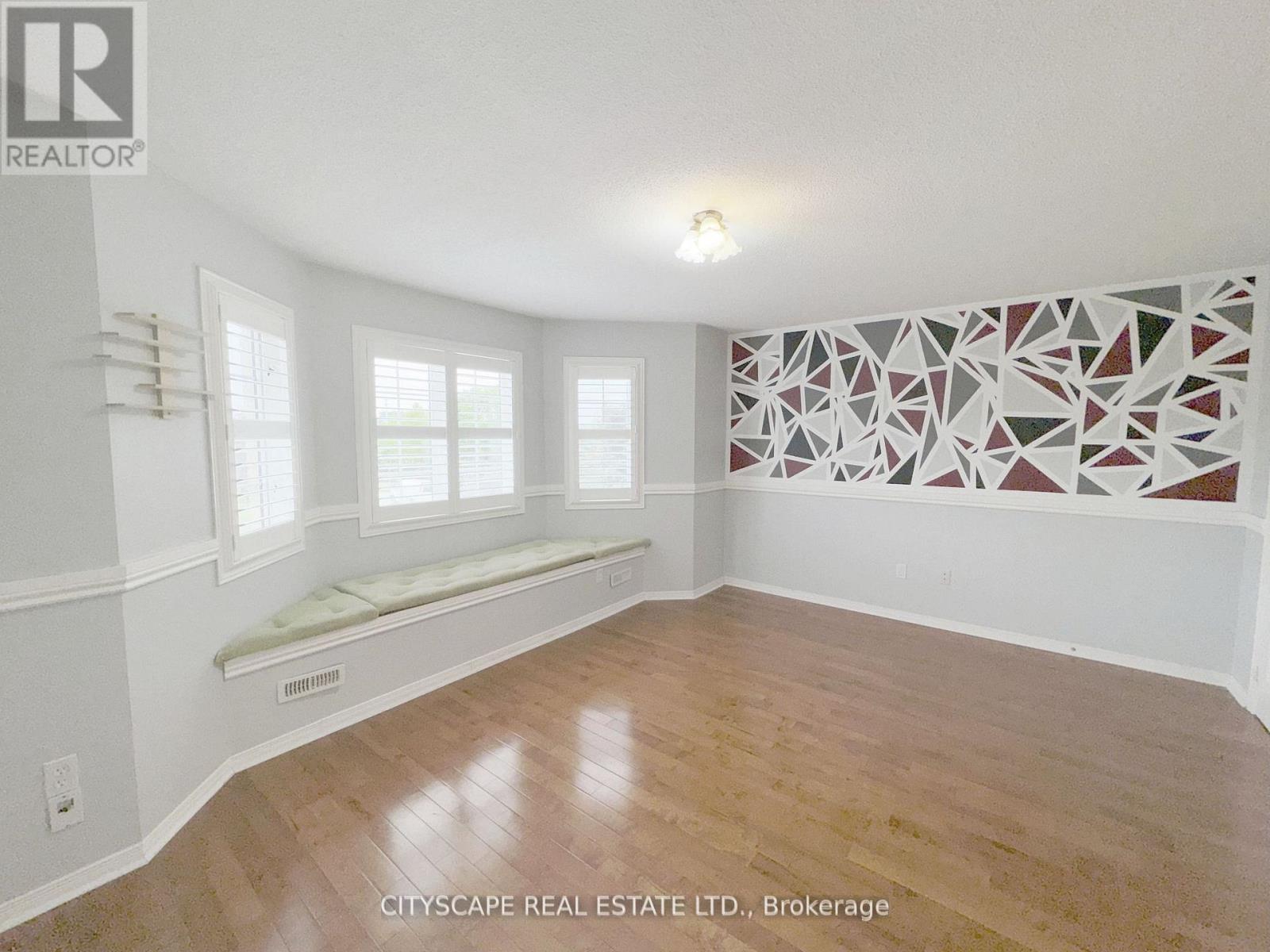 3310 Crimson King Circle, Mississauga, Ontario  L5W 8M8 - Photo 28 - W12613624