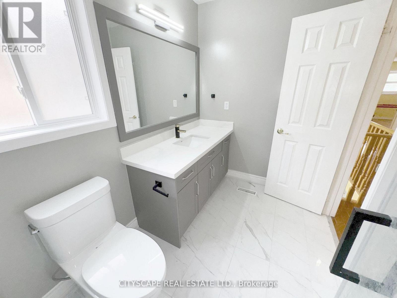 3310 Crimson King Circle, Mississauga, Ontario  L5W 8M8 - Photo 32 - W12613624