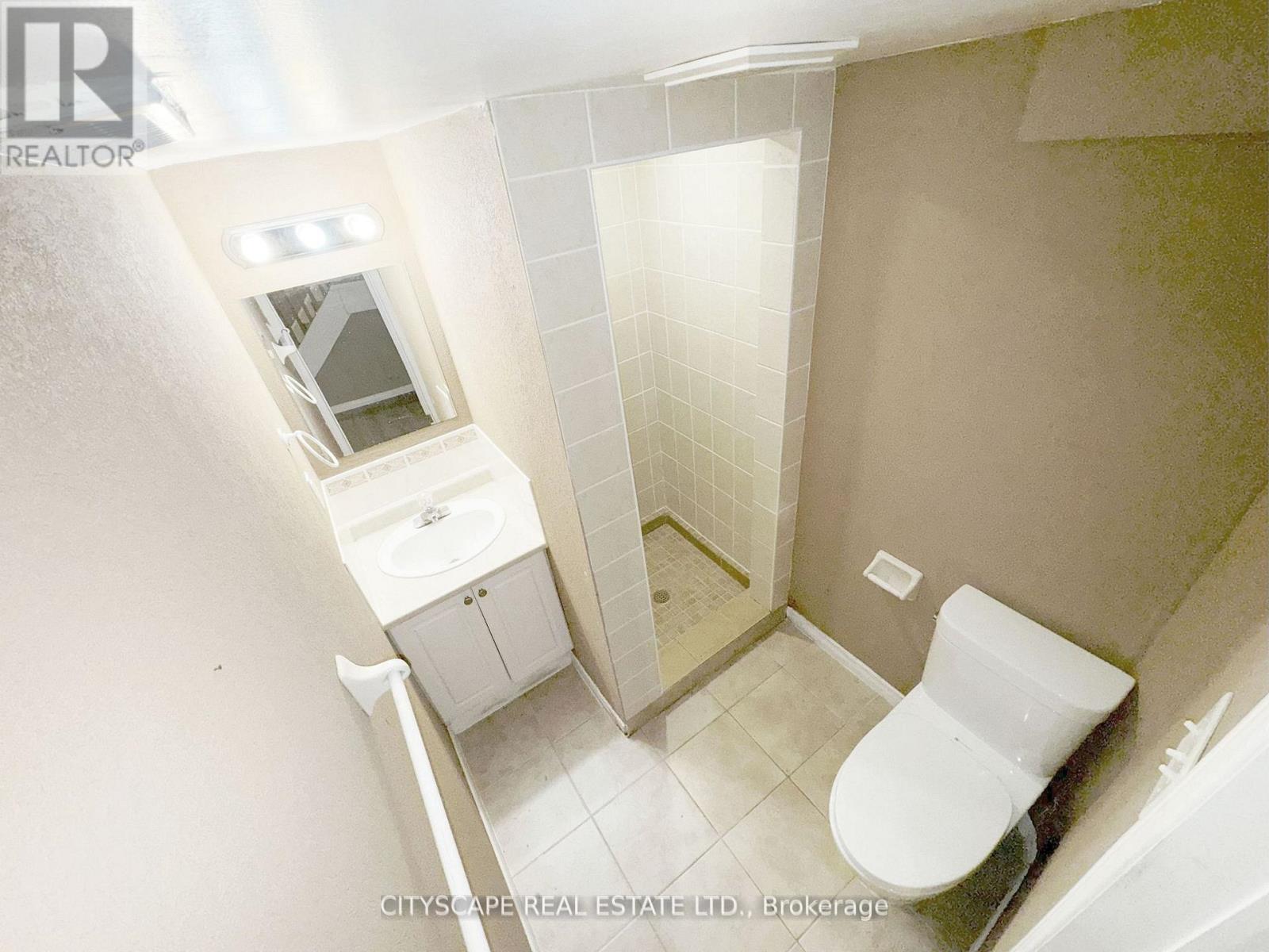 3310 Crimson King Circle, Mississauga, Ontario  L5W 8M8 - Photo 40 - W12613624