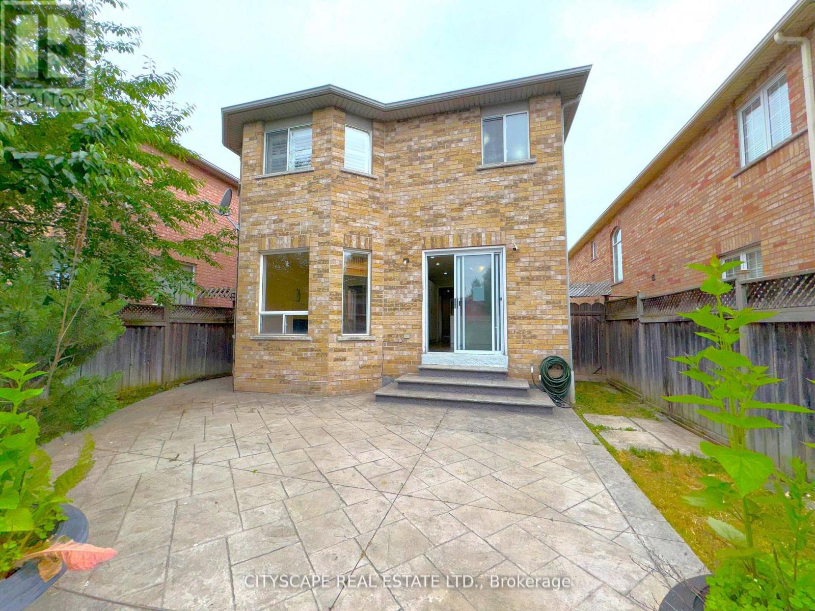 3310 Crimson King Circle, Mississauga, Ontario  L5W 8M8 - Photo 45 - W12613624