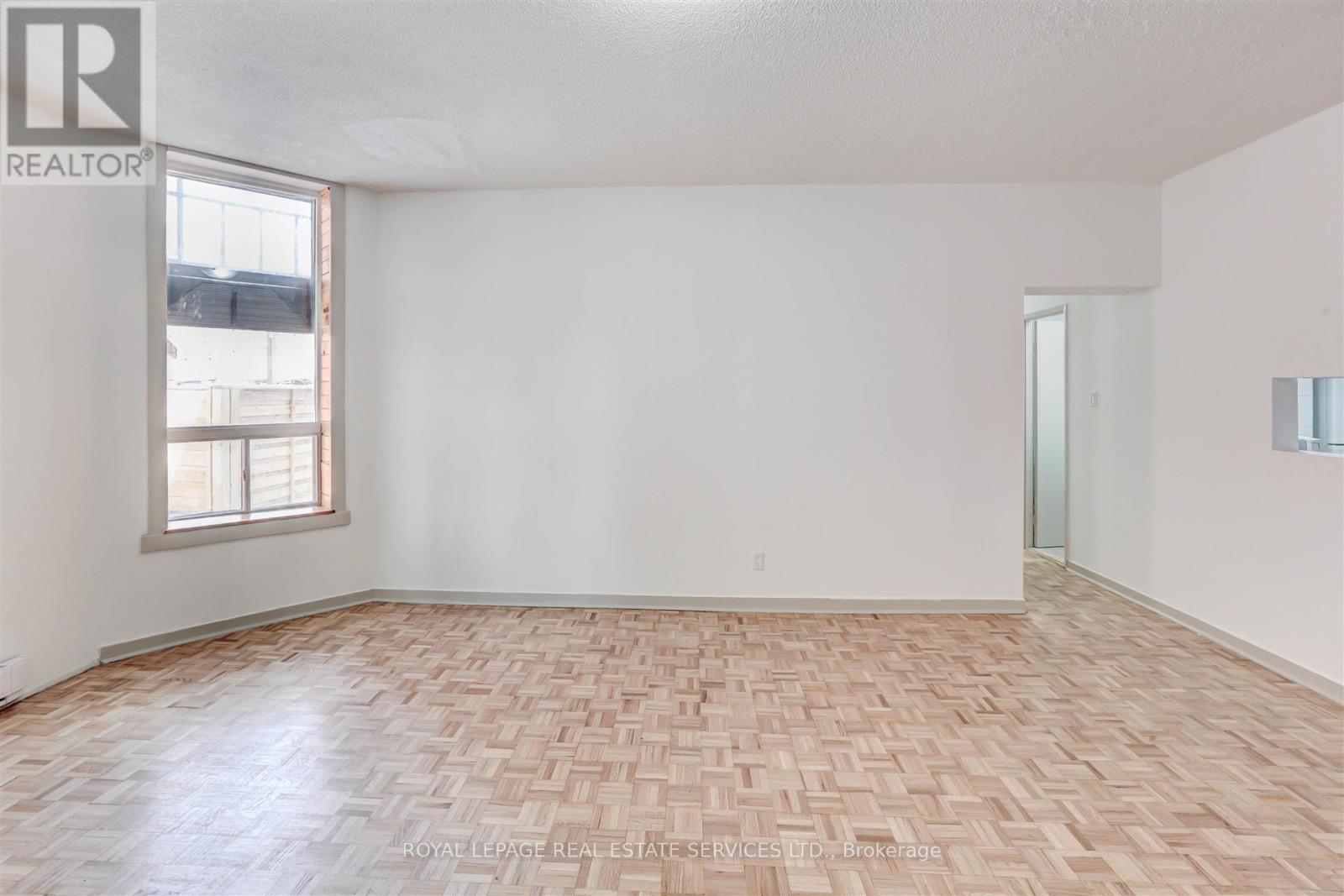 102 - 1530 King Street W, Toronto, Ontario  M6K 1J6 - Photo 4 - W12613632