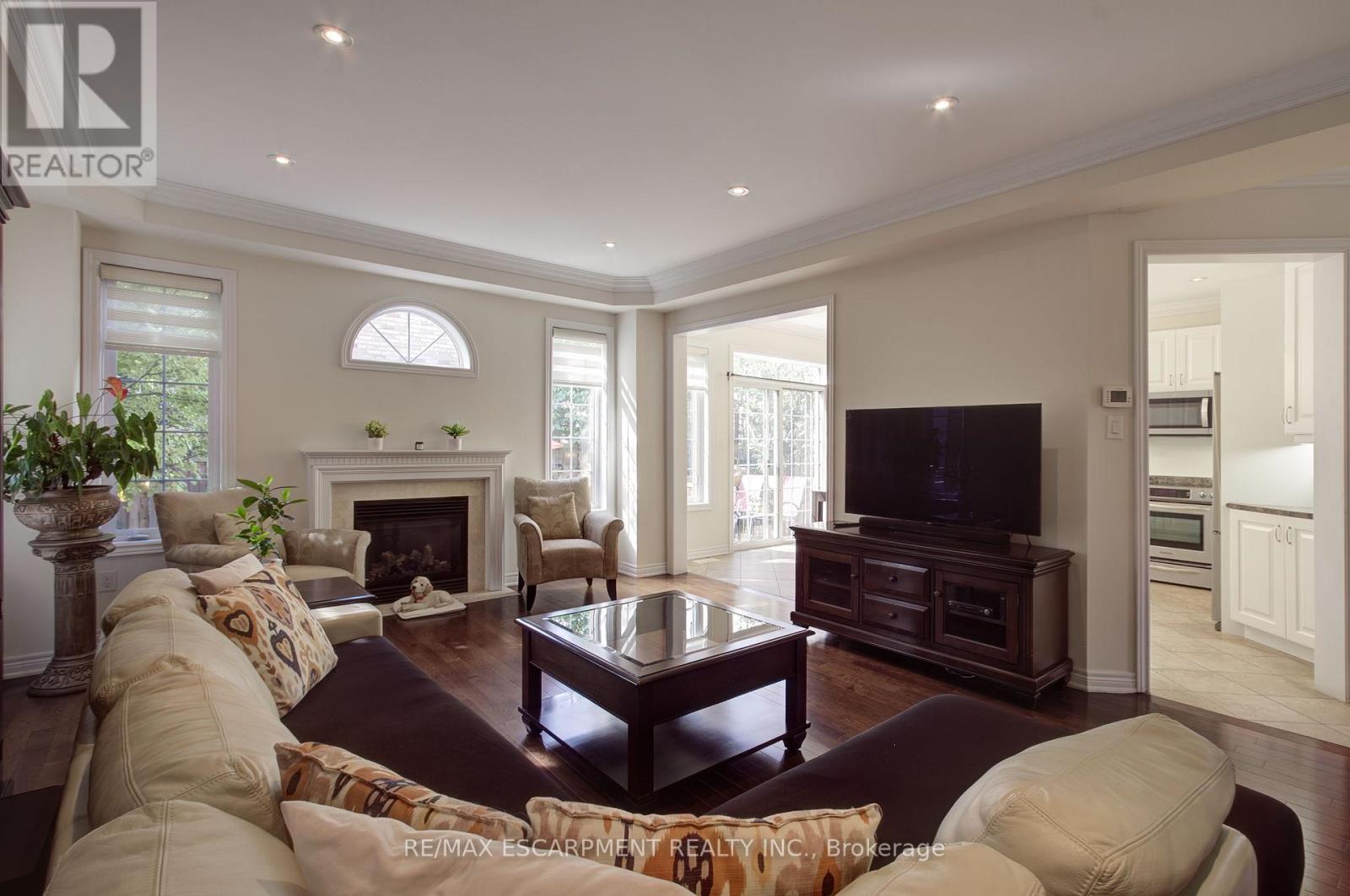 3308 Granite Gate, Burlington, Ontario  L7M 0L7 - Photo 9 - W12613648