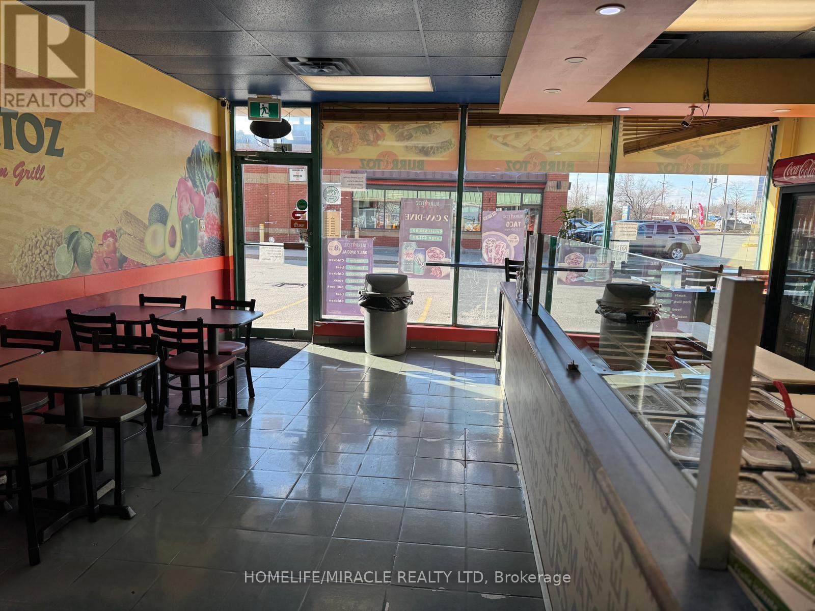 2320 Royal Windsor Drive, Oakville, Ontario  L6J 7Y1 - Photo 3 - W12613650