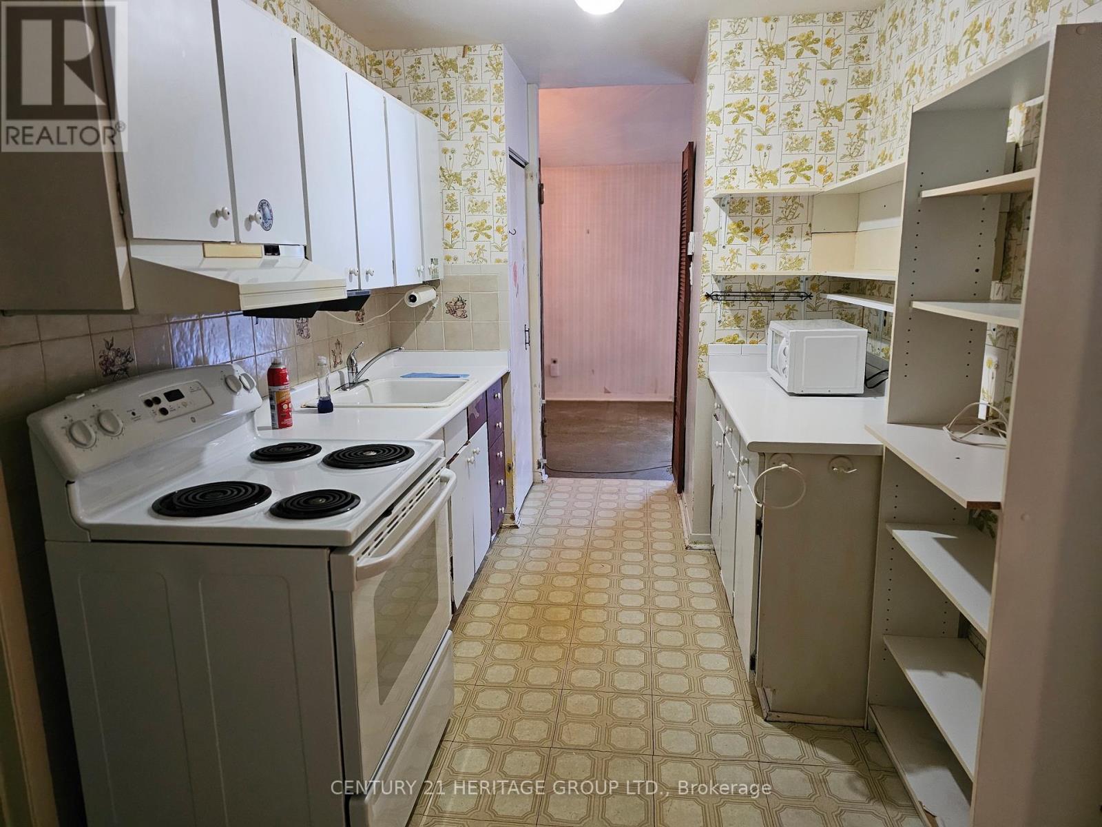 161 - 70 Driftwood Avenue, Toronto, Ontario  M3N 2M5 - Photo 5 - W12613658