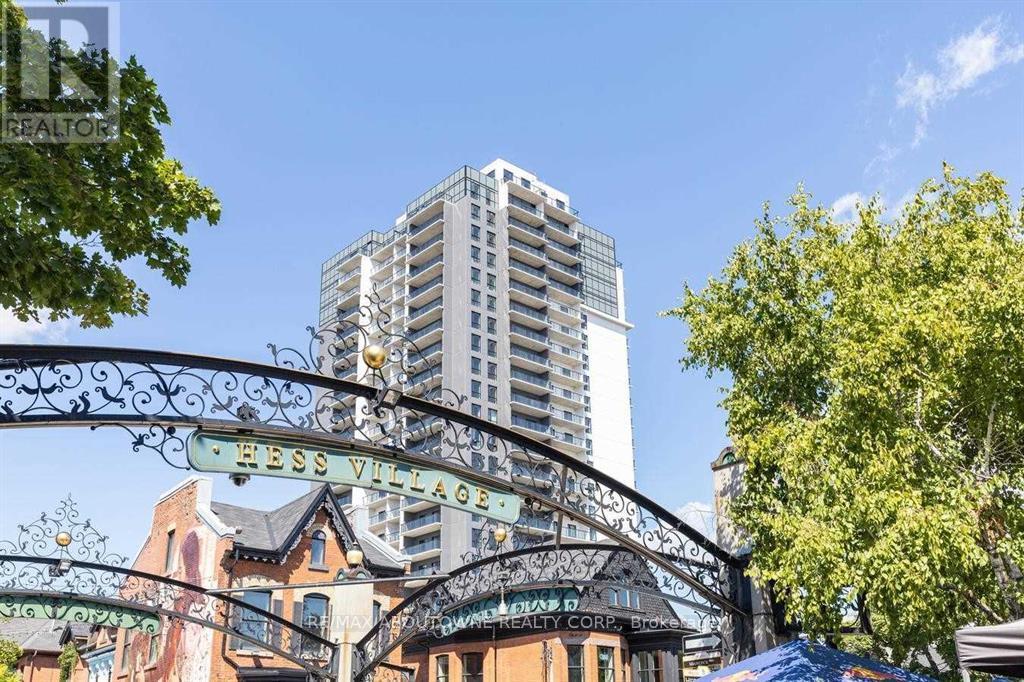 1509 - 15 Queen Street S, Hamilton, Ontario  L8P 0C6 - Photo 2 - X12613640