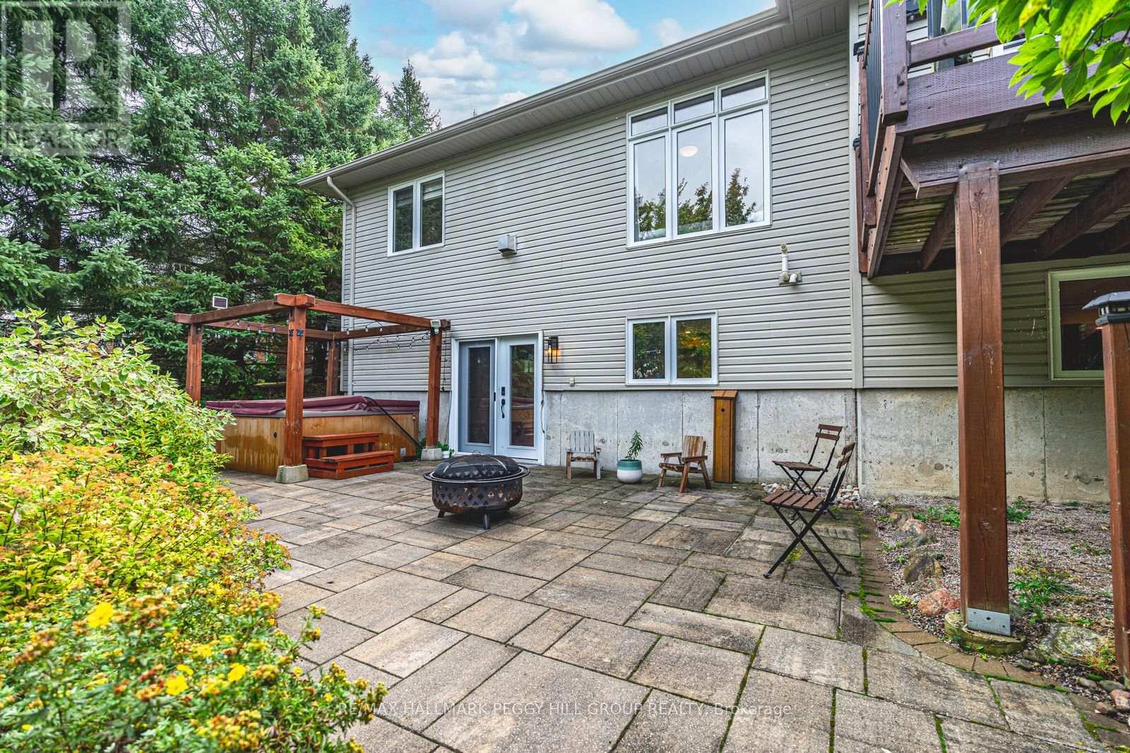 102 Highland Drive, Oro-Medonte, Ontario  L0L 2L0 - Photo 21 - S12429219