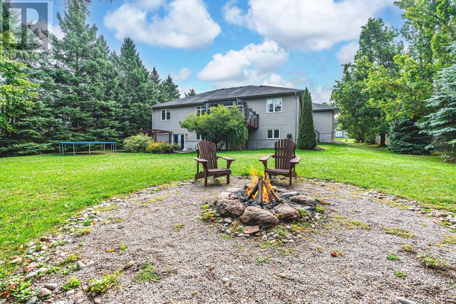 102 Highland Drive, Oro-Medonte, Ontario  L0L 2L0 - Photo 22 - S12429219