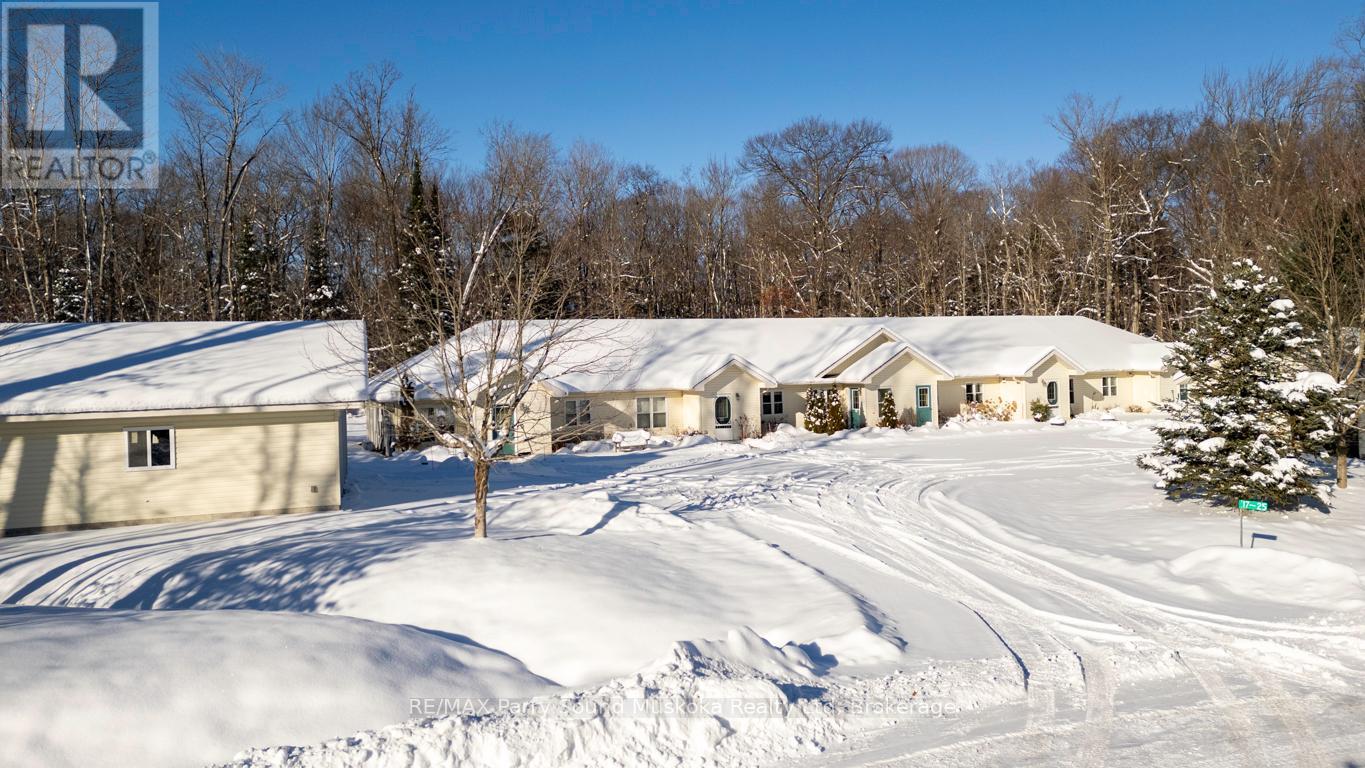 17 - 25 SEGUIN PLACE, seguin (humphrey), Ontario