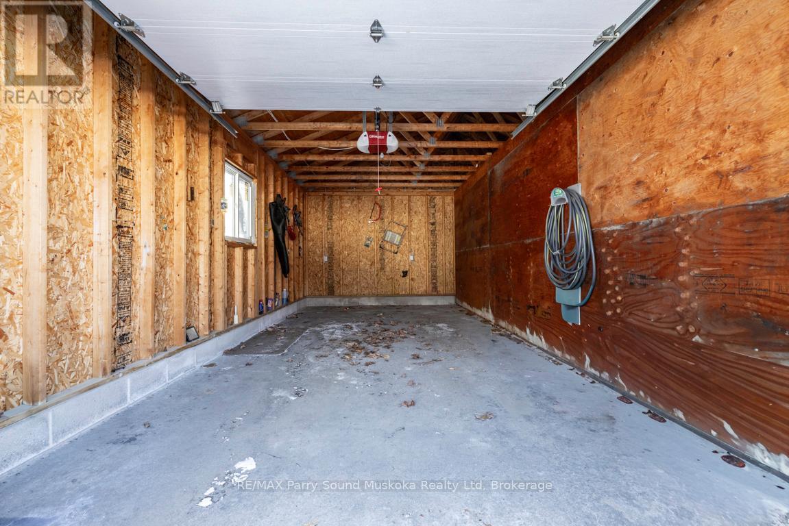 17 - 25 Seguin Place, Seguin (Humphrey), Ontario  P2A 1B2 - Photo 28 - X12613754