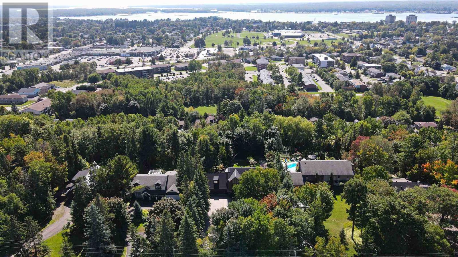 471 Macdonald Ave, Sault Ste Marie, Ontario P6B 1H8 - Photo 3 - SM252960