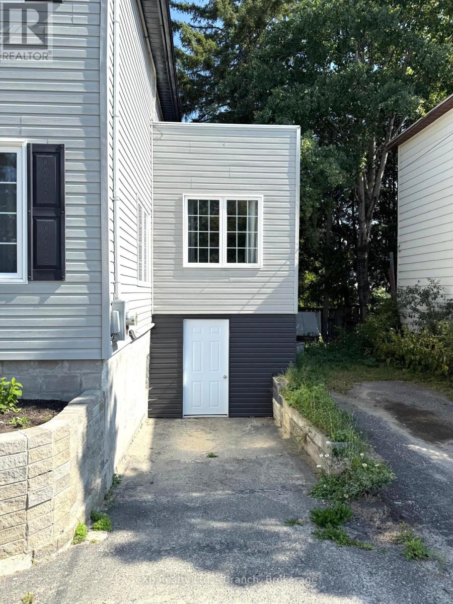 16 Allen Avenue, Kirkland Lake, Ontario  P2N 2B8 - Photo 2 - T12607876