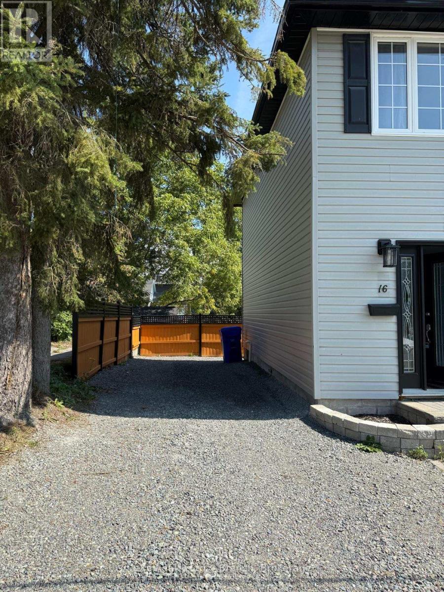 16 Allen Avenue, Kirkland Lake, Ontario  P2N 2B8 - Photo 3 - T12607876