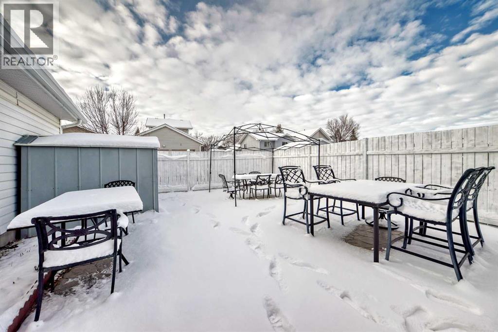 33 Martinridge Road Ne, Calgary, Alberta  t3j 3l4 - Photo 44 - A2273053