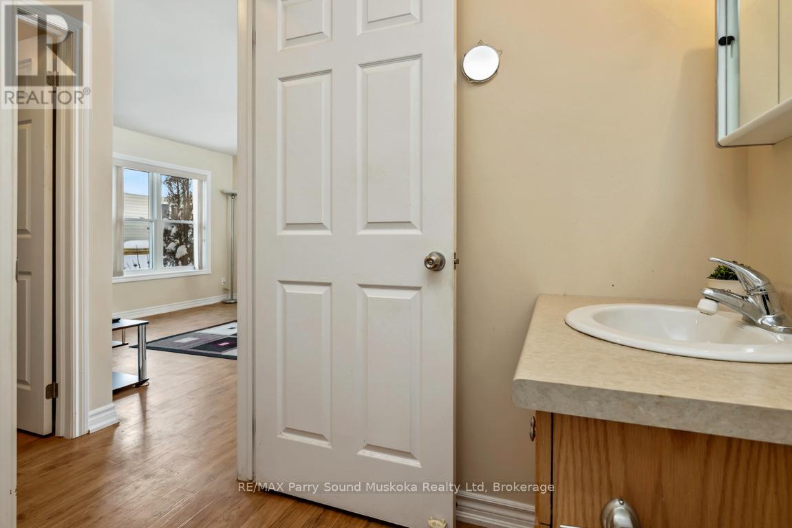 17 - 25 Seguin Place, Seguin (Humphrey), Ontario  P2A 1B2 - Photo 19 - X12613754