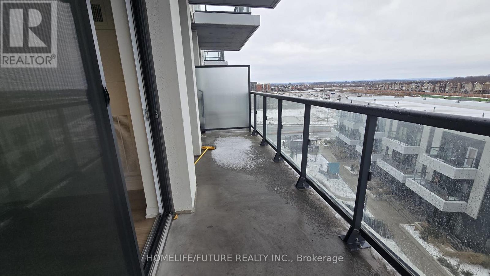 502 - 10 Lagerfeld Drive, Brampton, Ontario  L7A 0H8 - Photo 18 - W12484052