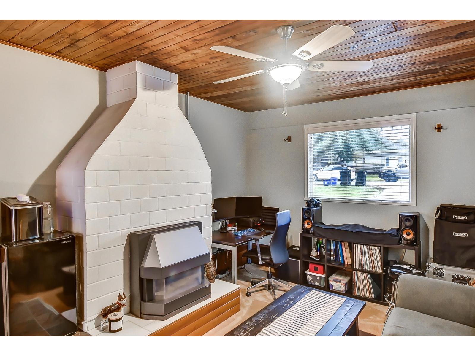 19735 48 Avenue, Langley, British Columbia V3A 3L2 - Photo 15 - R3069687