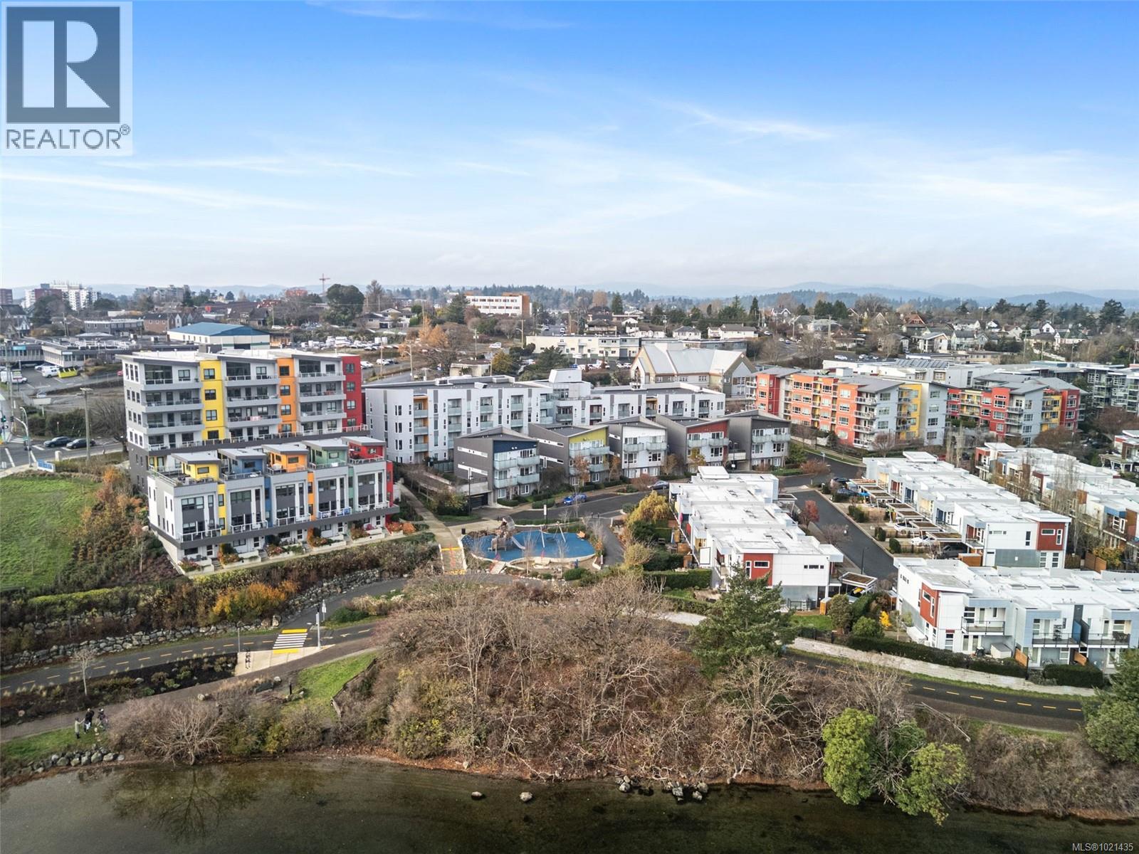 404 767 Tyee Rd, Victoria, British Columbia  V9A 0G5 - Photo 4 - 1021435