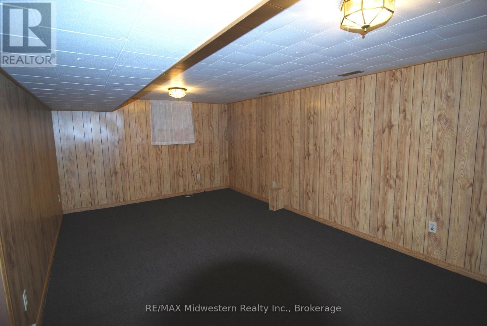 520 Princess Anne Street, Wellington North (Mount Forest), Ontario  N0G 2L3 - Photo 11 - X12610972